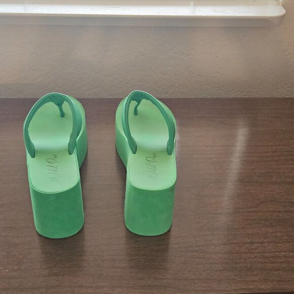 Wild Pair Naomi Platform Flip Flop Sandals Size 11 - Picture 12 of 15